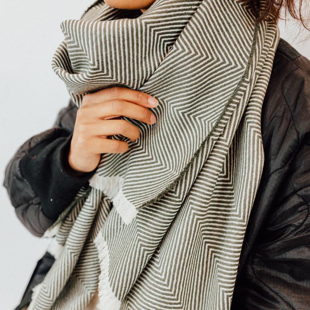 ZigZag Sustainable scarf - • Army Green Fabrics